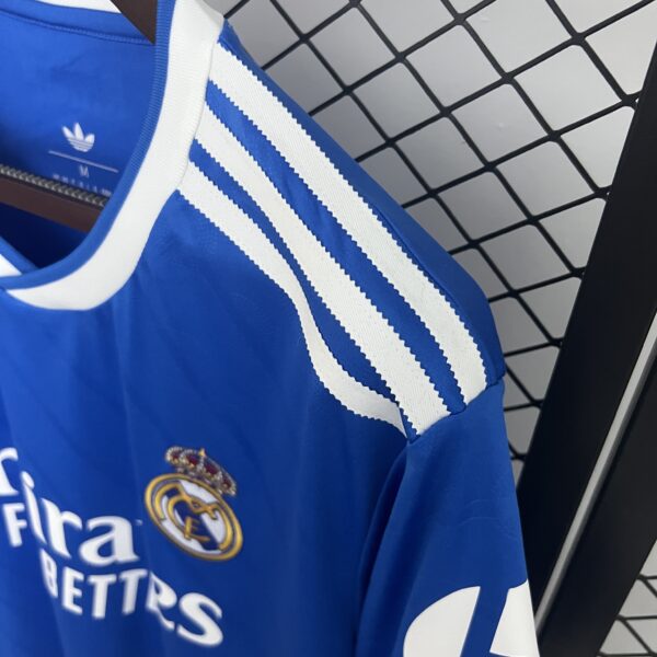 57691c63 Real Madrid 25/26 Visitante Azul