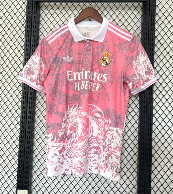 Real Madrid 25/26 Edicion Especial Dragon Pink