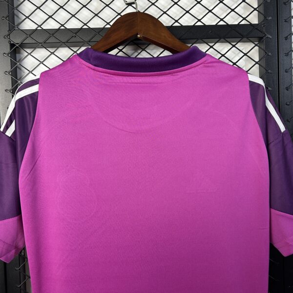 b8624079 Real Madrid 25/26 Versión Portero