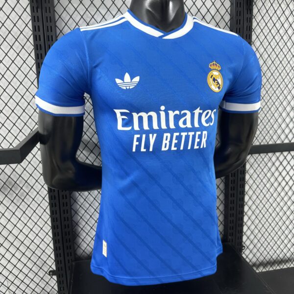 Real Madrid 25/26 Visitante Azul Player Version