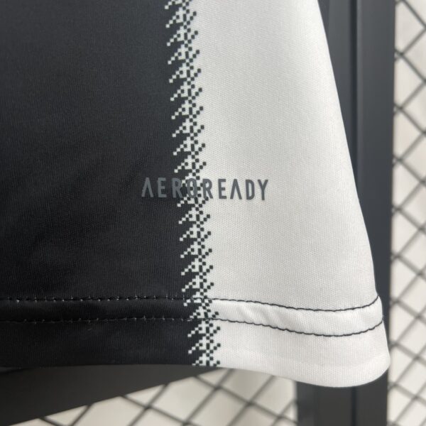 Newcastle United 25/26 Local