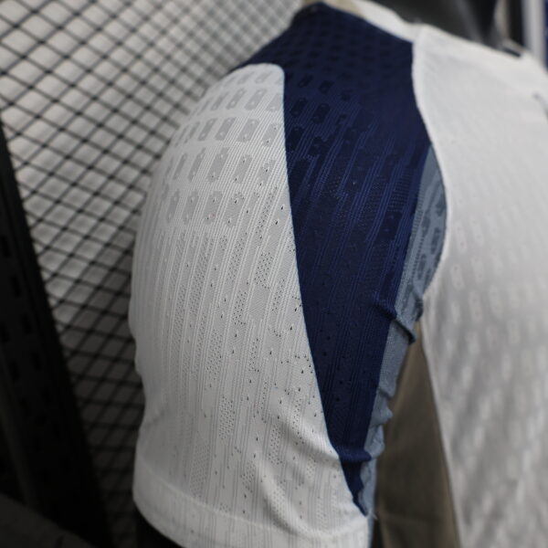 Tottenham Hotspur 25/26 Local Player Version