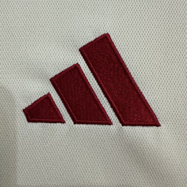 Liverpool 25/26 Visitante