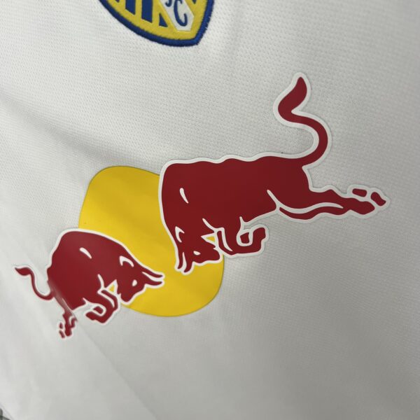 Leeds United 25/26 Local