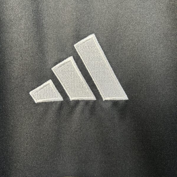 8d641395 Aston Villa 25/26 Visitante Negra