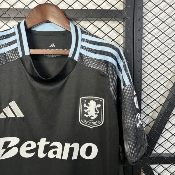90599295 Aston Villa 25/26 Visitante Negra