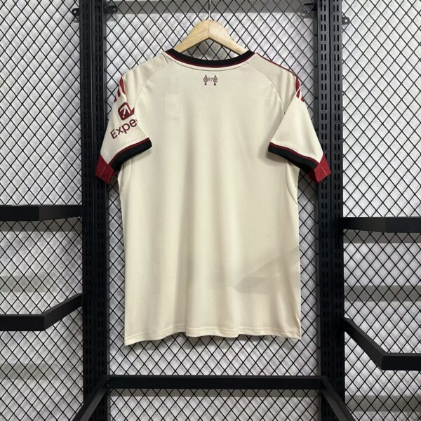 Liverpool 25/26 Visitante