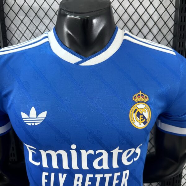 Real Madrid 25/26 Visitante Azul Player Version