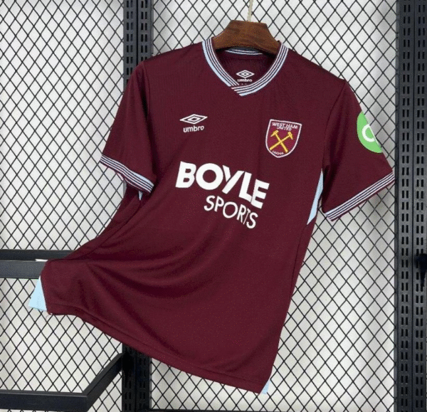 West Ham United 25/26 Local