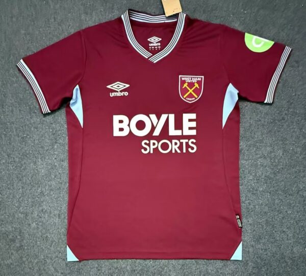 West Ham United 25/26 Local