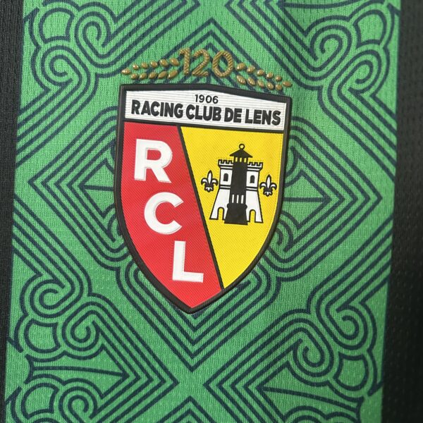 Lens 25/26 Visitante